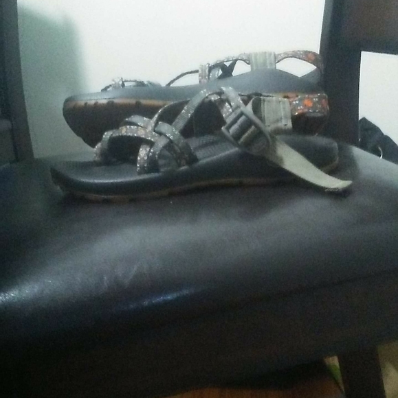 Chacos - Picture 2 of 2